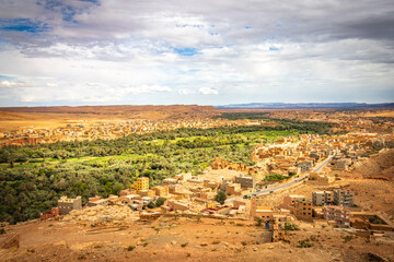 Naklejka premium dades valley, morocco, oasis, adobe, kasbahs, north africa, high atlas mountains