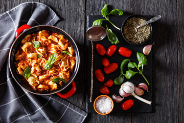 tortellini in ground beef tomato sauce, top view