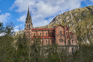 Basílica de Santa María
la Real de Covadonga