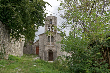Fototapeta na wymiar Griechenland - Zagorochoria - Vitsa - Kirche