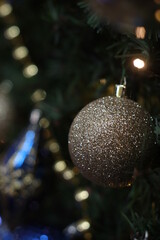christmas tree decorations