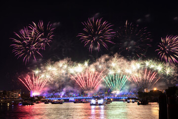 &lsquo;Vijit Chao Phraya&rsquo; lighting extravaganza opens in Bangkok to great fanfare at Phra Phuttha Yodfa Bridge (Memorial Bridge). Illumination and light shows along the Chao Phraya River. Public event.