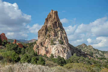Fototapeta na wymiar Red rocks of the Garden Of The Gods in Colorado Springs, Colorado.