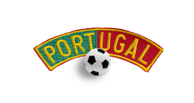 Banner com cores de Portugal em forma de arco com uma bola de futebol ao centro 