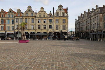 Fototapeta premium La place des héros, ville de Arras, département du Pas de Calais, France