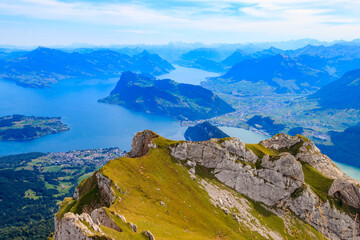 Obraz premium Beautiful panoramic view on Lake Lucerne from Mount Pilatus, Switzerland