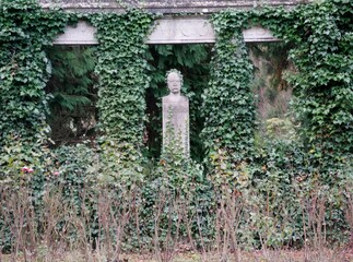 Statue Wilhelm Cordes auf dem Ohlsdorfer Friedhof