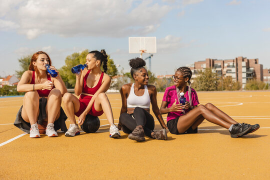 Sporty Images Browse 3 643 377 Stock Photos Vectors and Video Sporty Images Browse 3 643 377 Stock Photos Vectors and Video