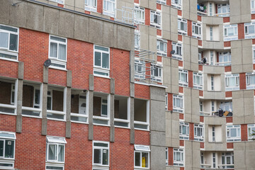 Facade of council tower blocks at the Dorset Estate in Hoxton, London, England - obrazy, fototapety, plakaty