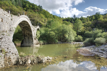 Fototapeta na wymiar Griechenland - Zagoria - Plakida-Kalogeriko Brücke