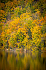 lac de Chalain, domaine de Chalain dans le Jura