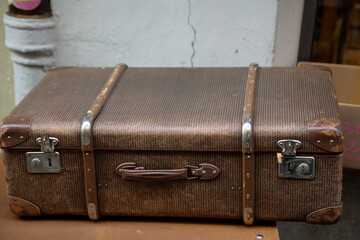 Details eines alten Koffers, so wie er vor 50 Jahren genutzt wurde.
