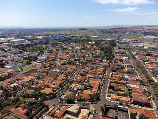 Obraz premium rich middle town very wooded inland