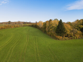 vue aérienne de la campagne dans le Jura