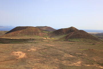 Fototapeta na wymiar View from the volcano Calderón Hondo to Fuerteventura 