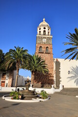 Fototapeta na wymiar Parish church of Teguise located in the center of the island of Lanzarote 