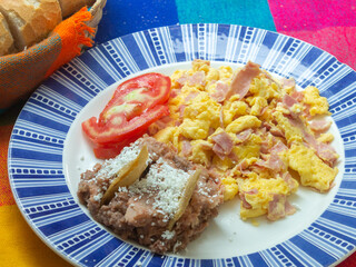 mexican food breakfast