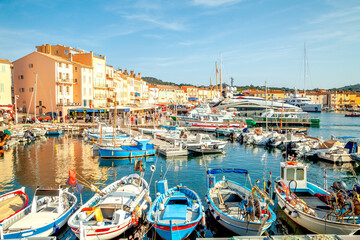 Fototapeta na wymiar Hafen von Saint Tropez, Côte d'Azur, France 