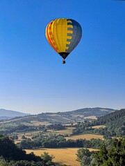 Mongolfiera in volo a Todi