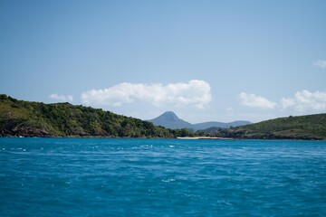 tropical islands and super yachts in queensland australia