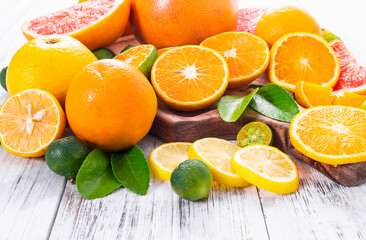 A pile of citrus fruit slices