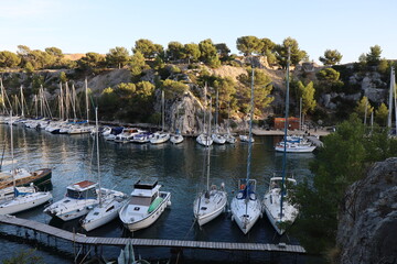 Les calanques de Port-Miou le long de la mer méditerranée, ville de Cassis, département des Bouches du Rhône, France