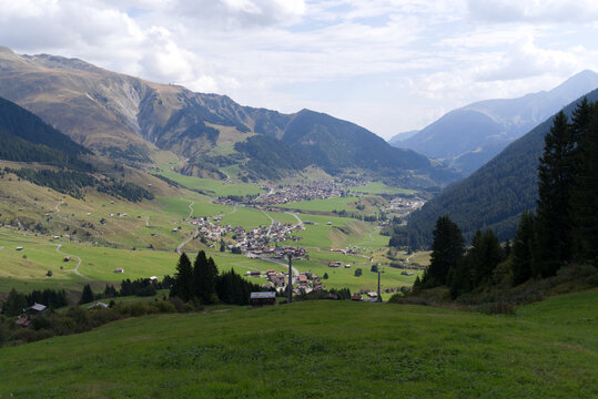 Sedrun Bilder – Durchsuchen 216 Archivfotos, Vektorgrafiken und Videos ...