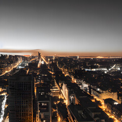 Fototapeta na wymiar 都会の夜景をイメージしたイラストです。