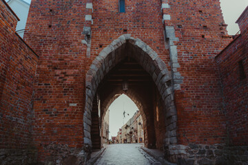 Opatowska Gate in Sandomierz (Poland) - obrazy, fototapety, plakaty