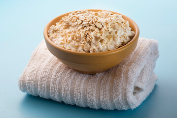 Natural Yogurt creams of oats