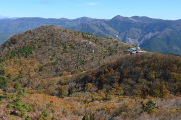 Fototapeta na wymiar 四国高知県大豊町にある「梶ケ森」の秋