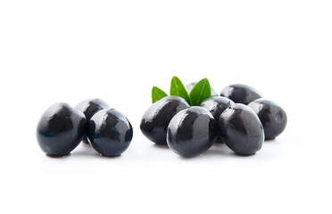 Black olives with leaves