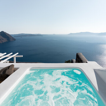 Dreamy hot pool in luxury property overlooking the sea