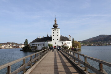 Beautiful castle Schloss Ort, Gmunden, Austria - obrazy, fototapety, plakaty