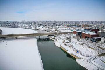 Fototapeta premium Downtown Aerial View of Saskatoon in Winter