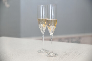 Photo of decorated wedding glasses