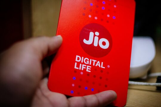 Jio SIM cards in hand with every JioFi or 4G smartphone