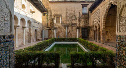 Obraz premium Patio del Yeso, Alcazar de Sevilla