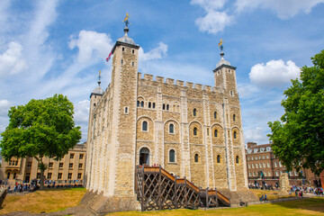 Obraz premium White Tower in Tower of London is a historic castle on the north bank of River Thames, London, UK. Tower of London is a UNESCO World Heritage Site since 1988. 