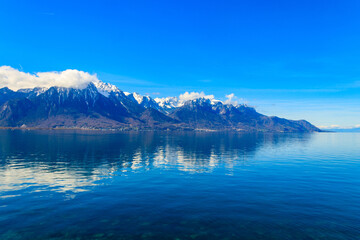 Fototapeta na wymiar View of the Alps and Lake Geneva in Montreux, Switzerland