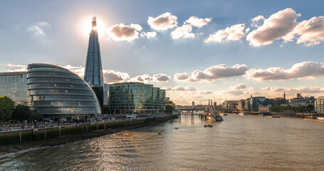 Fototapeta premium Sunset over London, a view on UK capital, the mixture of modern, classical and business architecture
