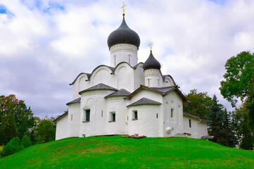Fototapeta na wymiar Churches in the Pskov style