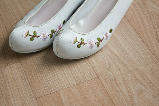 Korean traditional new year's image, flower shoes