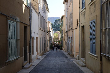 Rue typique,  ville de Cassis, département des Bouches du Rhône, France