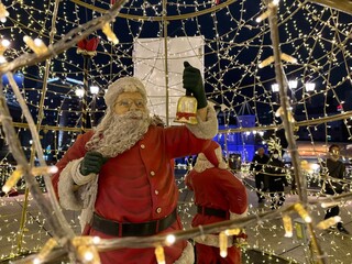 サンタとイルミネーション