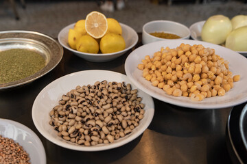 Ingredients of Parpar Soup
Cow pea, Chickpea, Lentil, Mint