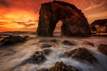 Choppy sea and a magnificent sunrise at Horsehead Rock Australia