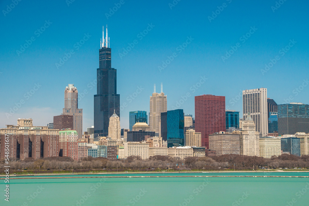 Wall mural usa - illinois - chicago - morning cityscape panorama with famous skyscrapers taken from michigan la