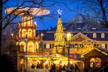 Deurstickers Weihnachtsmarkt auf dem Bonner Münsterplatz © HeinzWaldukat