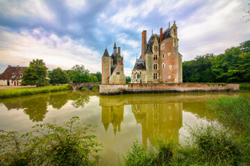 Obraz premium Chateau du Moulin in Lassay-sur-Croisne, Loire Valley, France